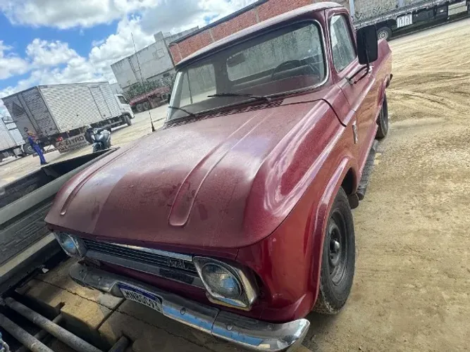 Chevrolet C-10 2.5/4.1 1977