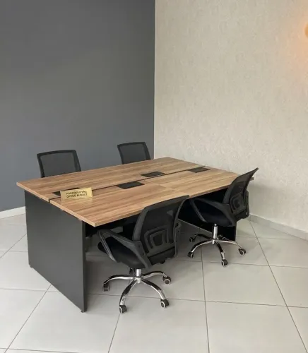 MESA PLATAFORMA DE TRABALHO 4 LUGARES/ESTAÇÕES