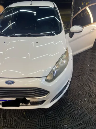 Ford Fiesta 1.5 16V Flex Mec. 5P 2015