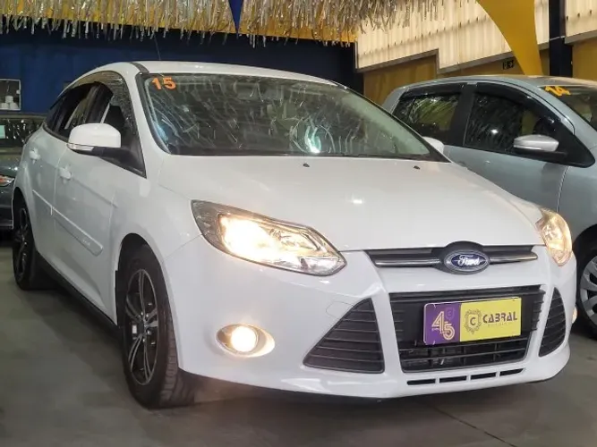 Ford Focus 1.6 S/1.6 SE Flex 16V 5P AUT 2015