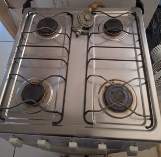 Vendo fogão conservado