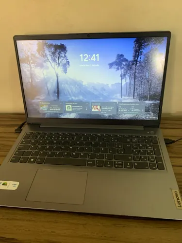 Notebook Lenovo IdeaPad 3-15ITL6 11? Geração 4GB RAM SSD RÁPIDO DE 256GB TELA 15,6? FHD