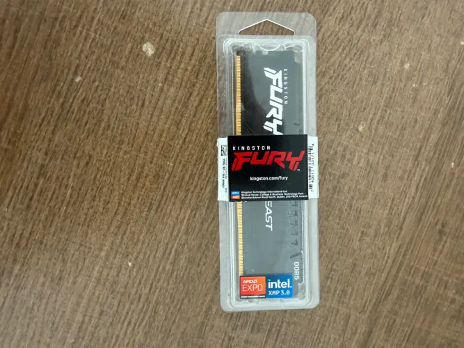 Memória RAM 32ddr5 6000mhz cl36 kingston Fury sem Rgb