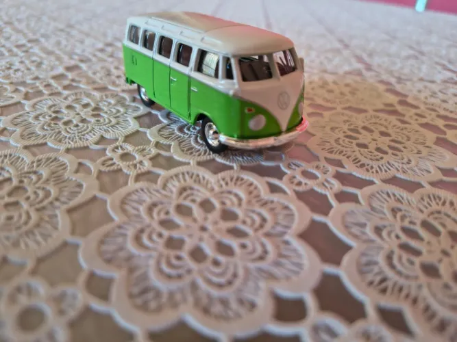 Kombi greenlitght 1:64