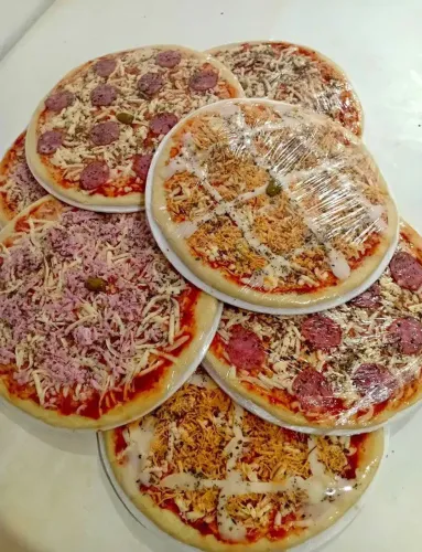 Pizza grande de 30 cm a partir de 15,00