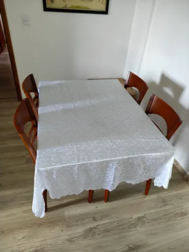 Mesa de jantar 4 lugares