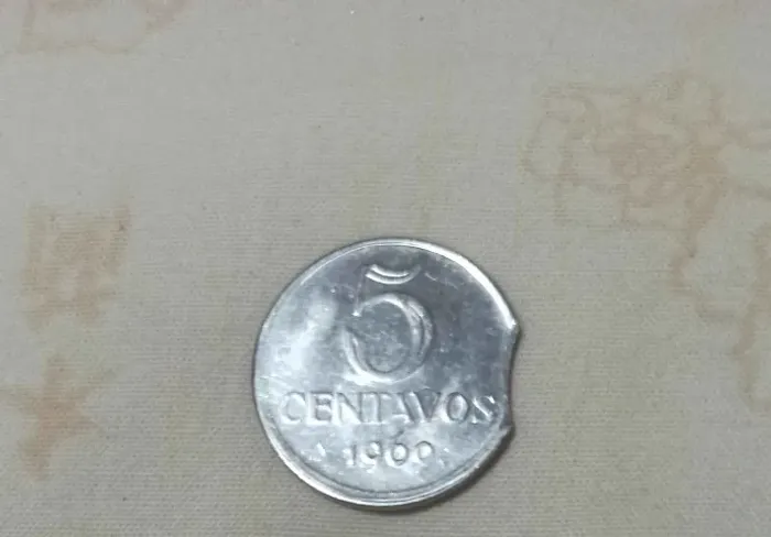 MOEDA RARA 5 CENTAVOS 1969 COM ERRO DE CUNHAGEM + FALHA DE CORTE
