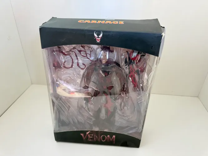 BONECO CARNIFICINA VENOM MARVEL BRINQUEDO