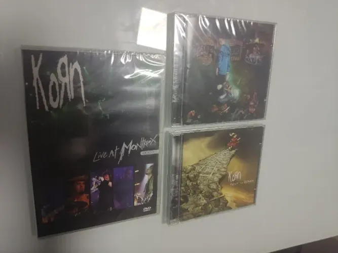 2 Cds da banda Korn + 1 DVD (2 ainda lacrados)