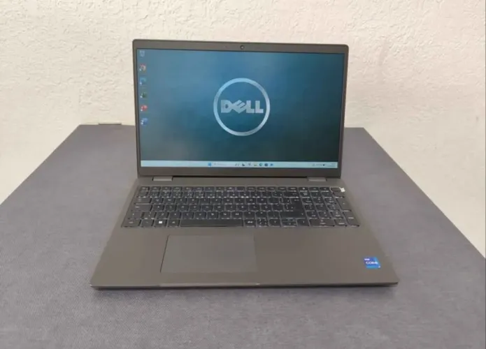 Notebook Dell Latitude i7. 13th. 16 GB. SSD 512