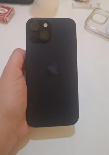 iPhone 15, 128GB, em perfeito estado