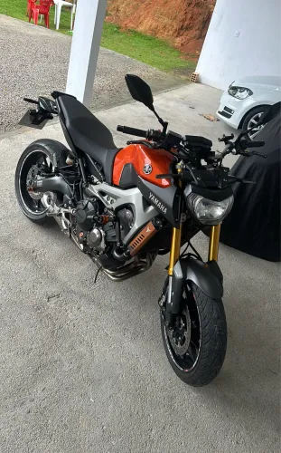MT09