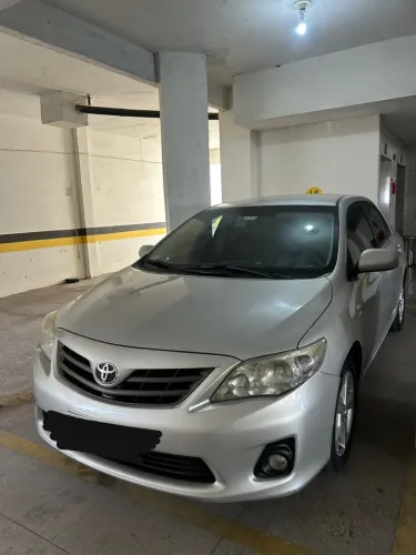 Toyota Corolla GLI 1.8 Flex 16V Aut. 2014