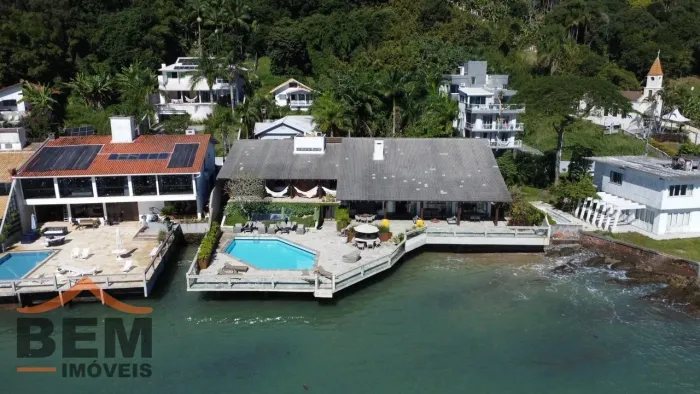 Casa para aluguel em Cabeçudas, Itajaí