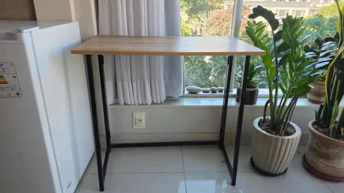 Mesa Escrivaninha Dobrável Estilo Industrial - Perfeita para Home Office
