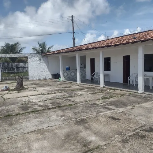 EM SALINÓPOLIS-PA ALUGO KIT-NETS E SUÍTES MOBILIAD0S.