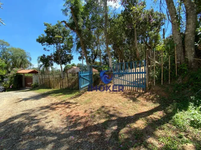 Terreno Rural; próximo ao Centro de Palmeiras; no bairro Pq. Cerejeira em Suzano/SP.