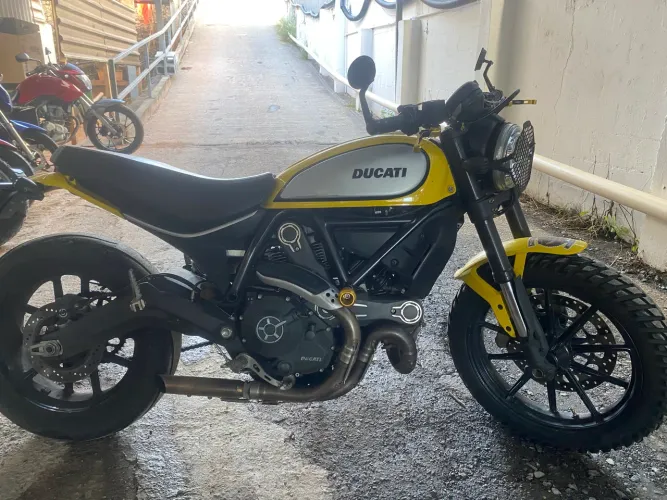Ducati Scrambler 800 