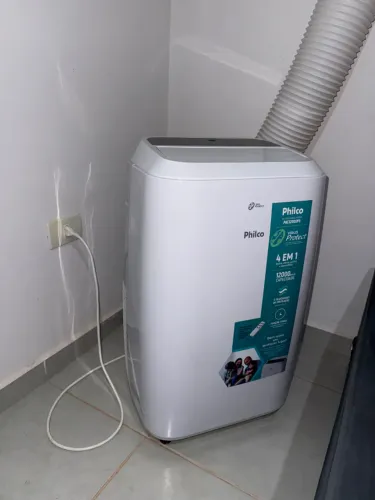 Ar-Condicionado Portátil 12.000 BTUs Semi Novo - Excelente Estado