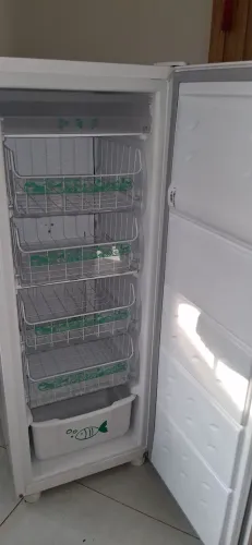 Freezer vertical cônsul 121ltrs 127volts