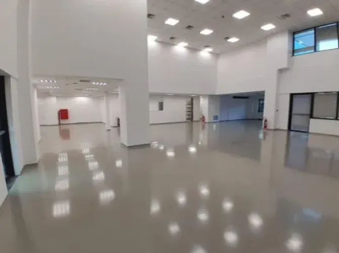 Loja na Avenida das Nações Unidas, 17891 - Loja 1 593 m²