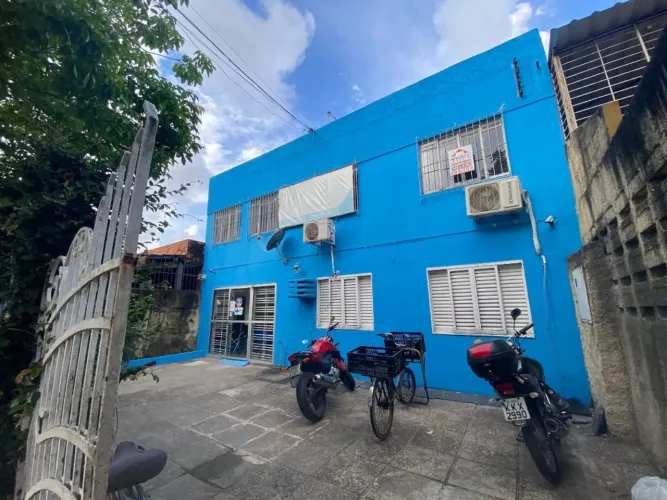 Casa duplex com 6 dormitórios à venda Ipsep