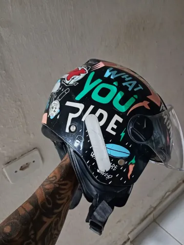 Capacete norisk , faço rolo em outro capacete.