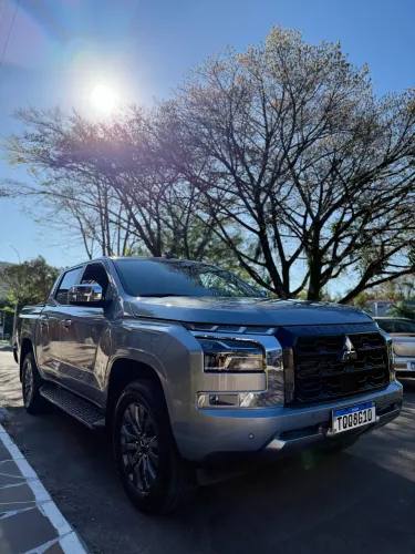Mitsubishi TRITON HPE-S 2.4 CD 4X4 TB Diesel Aut. 2026