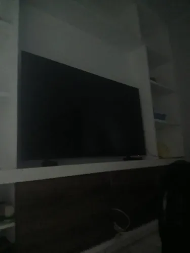 Vendo 2 tv 65 polegadas com a tela quebrada