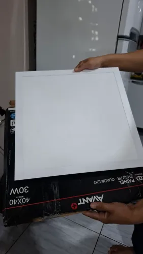 Lampada de imbutir nova