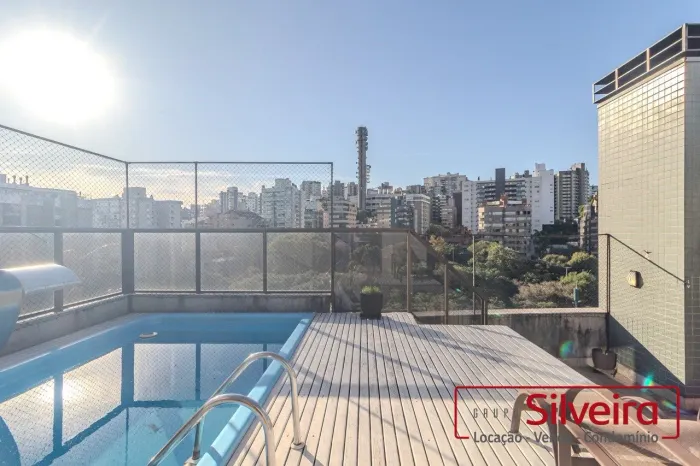 Cobertura para Alugar no Petrópolis | 3 Dormitórios | Piscina Privativa | Sem Fiador