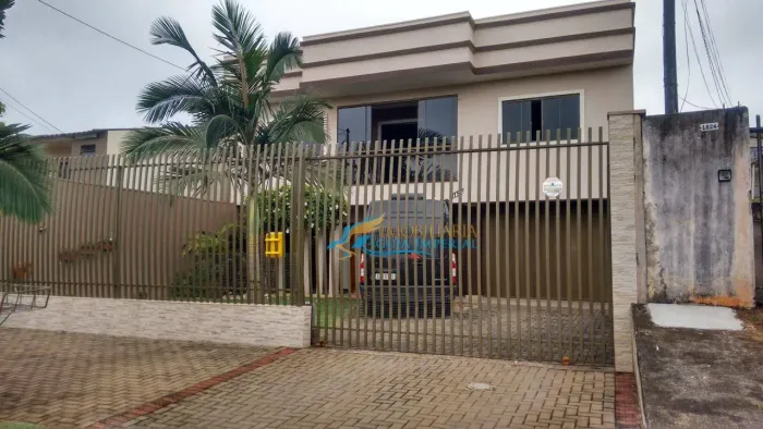 Imobiliária Águia Imperial Vende Sobrado no Bairro Neva