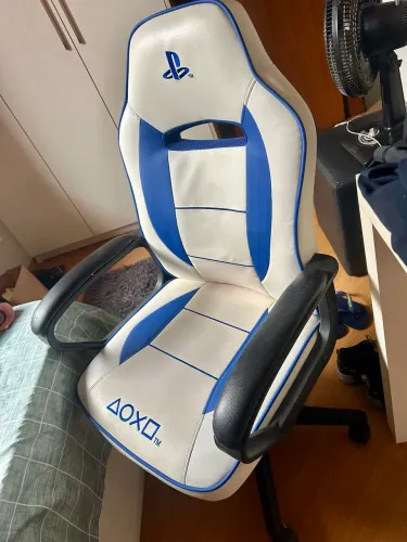 Cadeira gamer PlayStation