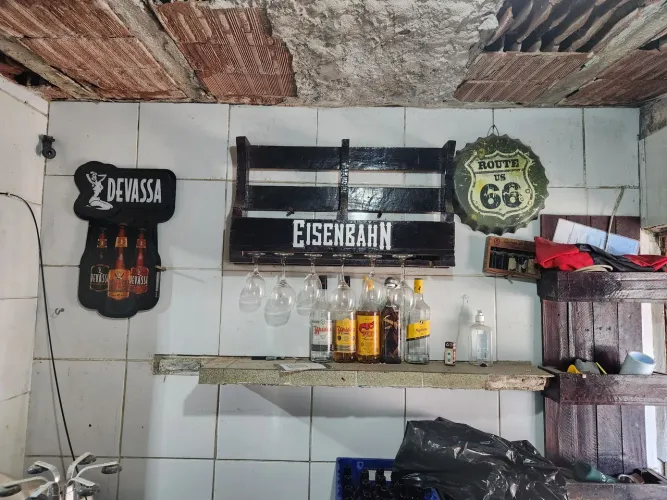 Bar e comércio