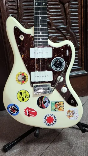 Guitarra Tagima Jazz Master Especial - SUPER TUNADA