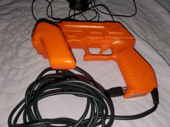 Pistola Namco GunCon 3 para ps3 com sensores
