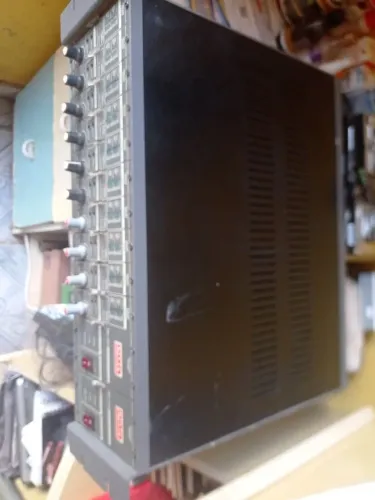 Modulo stereo compressor.