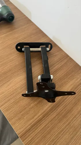 Suporte articulado TV 