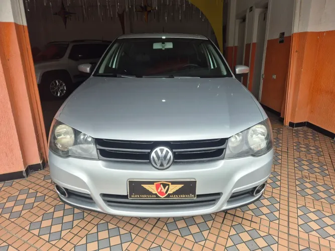 Volkswagen Golf Sportline 1.6 MI Total Flex 8V 4P 2012