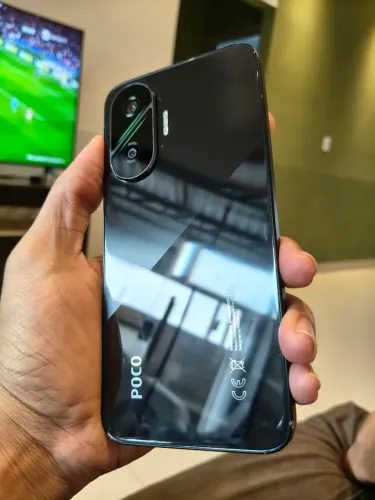 Poco F7 512gb/12gb ram