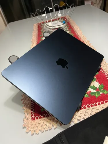 Macbook Air M3 2024 (8gb/128gb)