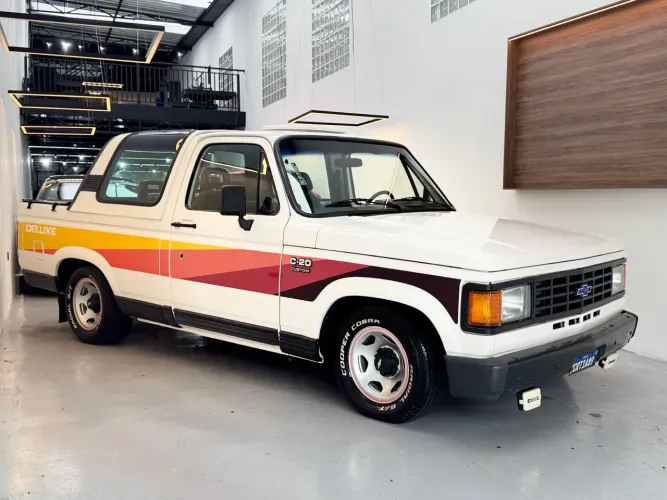 Chevrolet C-20 Custom de Luxe 4.1 1989