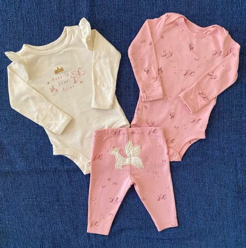 Conjunto Carter?s 3 meses Body + calça