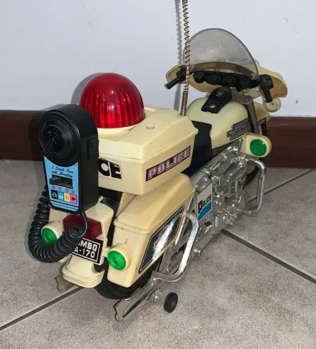 Moto Harley Davidson Highway Patrol -Brinquedo -Vintage -funcionando.