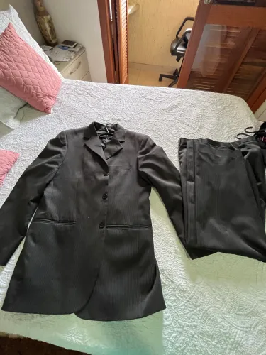 Ternos masculinos 