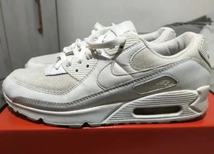 Tênis Nike Air Max 90 - 42