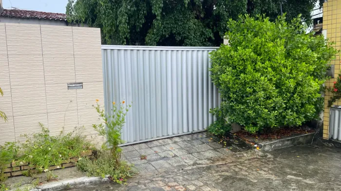 CASA A VENDA CONDOMINIO ATENAS - AV. MARIA LACERDA NOVA PARNAMIRIM 