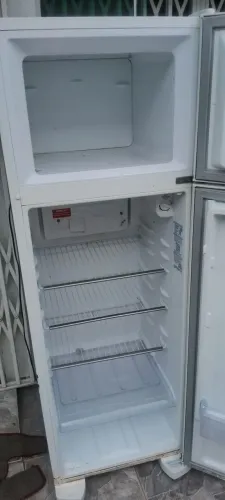 Geladeira Usada Electrolux DC35A