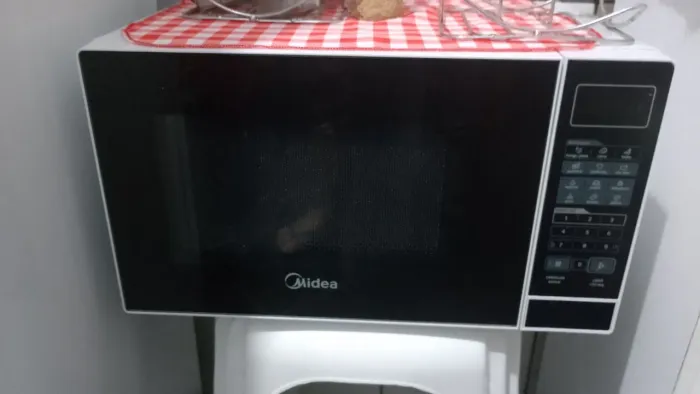 Um microondas