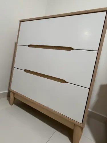 Cômoda quater